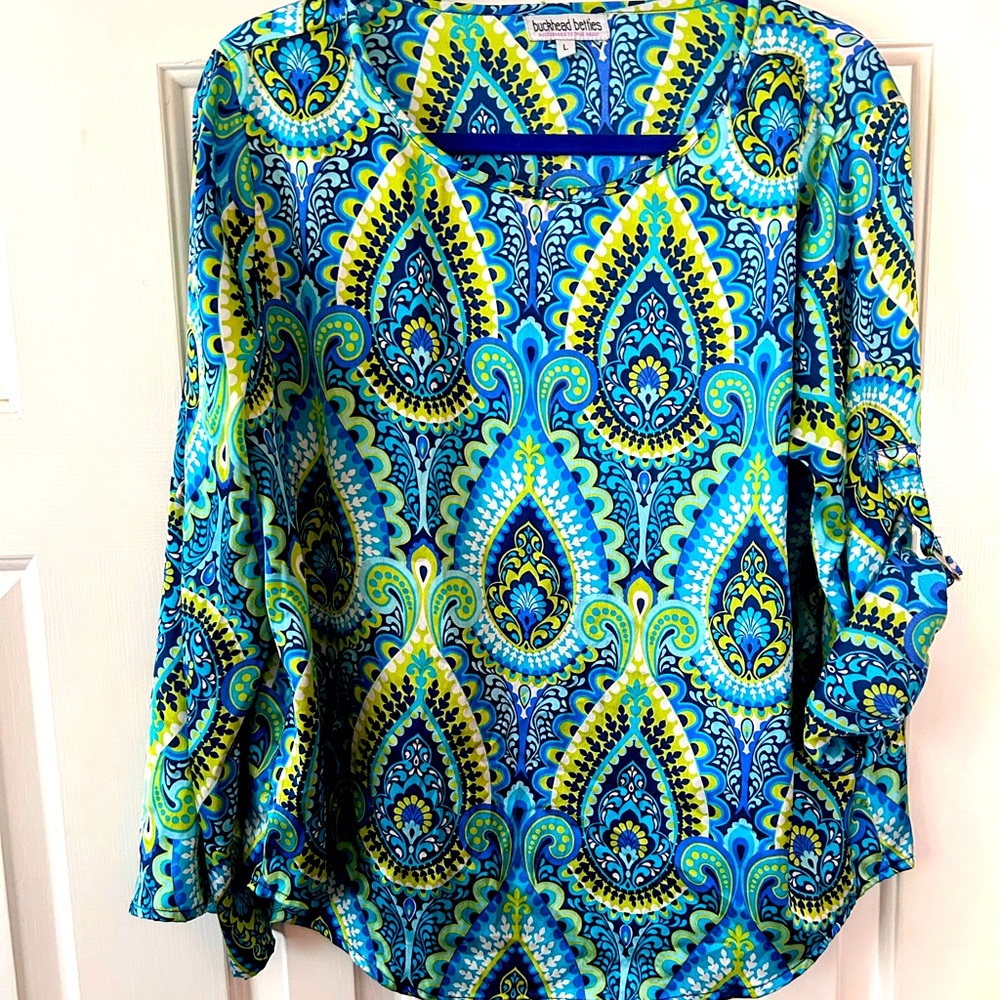 SALE NWOT Buckhead Bettie’s paisley print blouse
